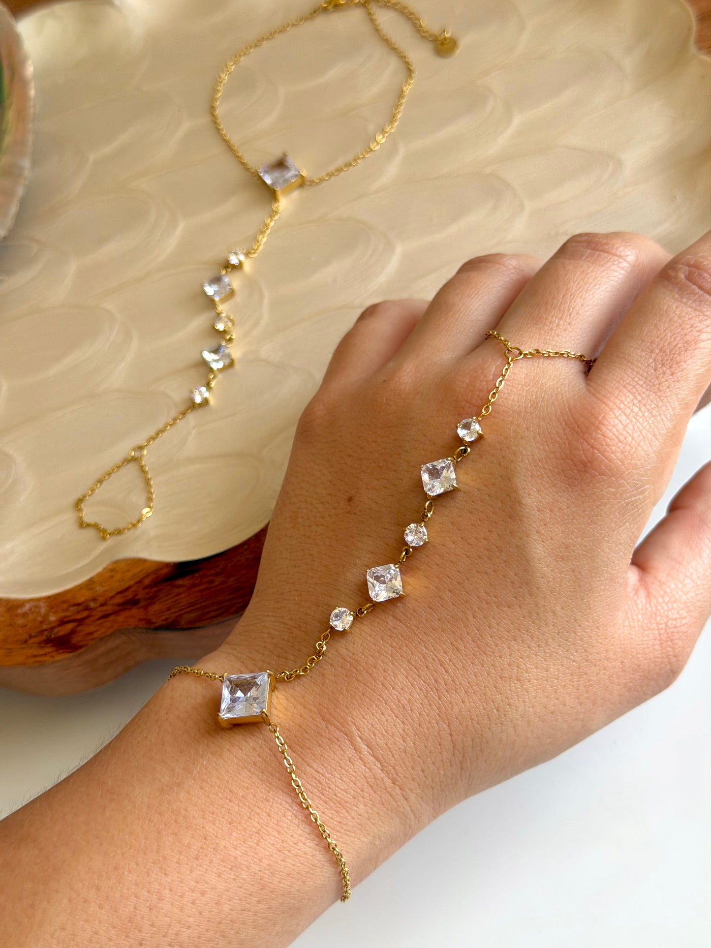 Zirconia Handchains
