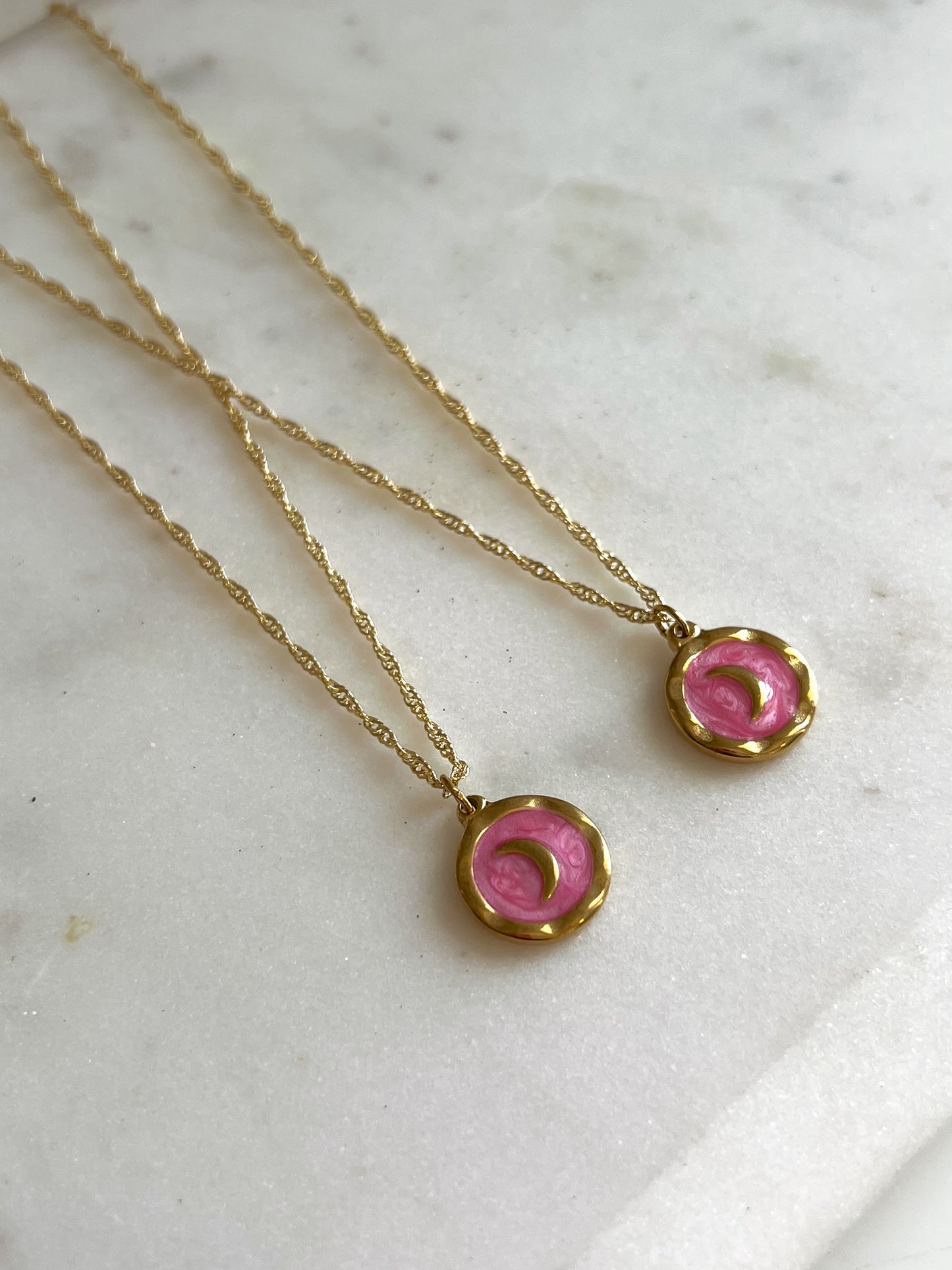 Luné Chain