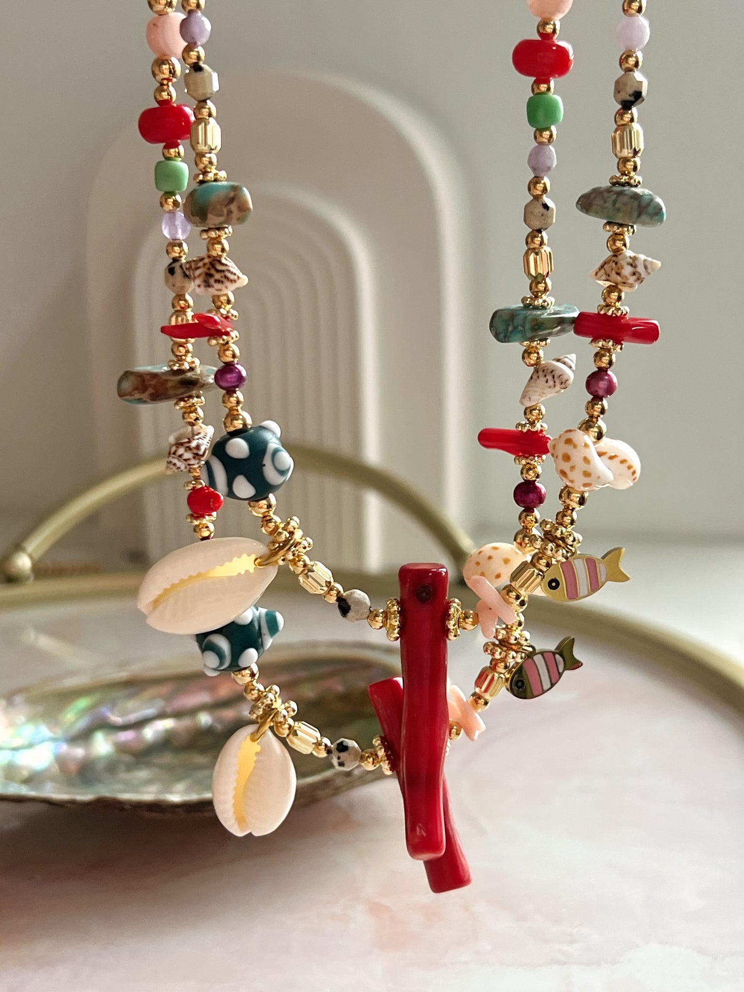 Concha de Coral Necklace