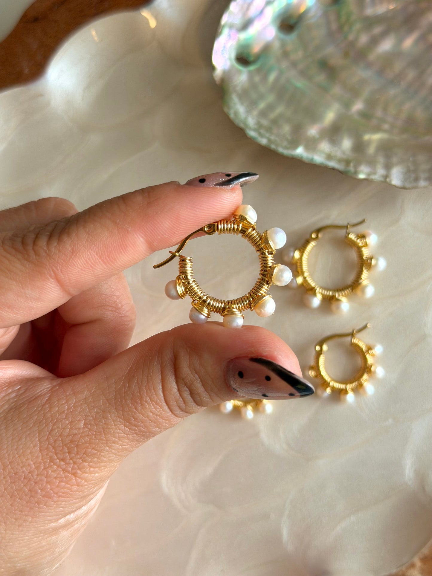 Solearte Pearl Hoops