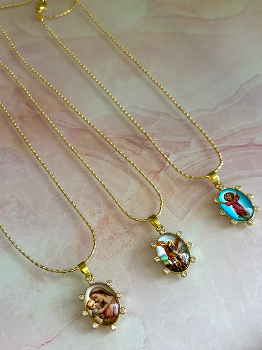Guía Celestial Chain