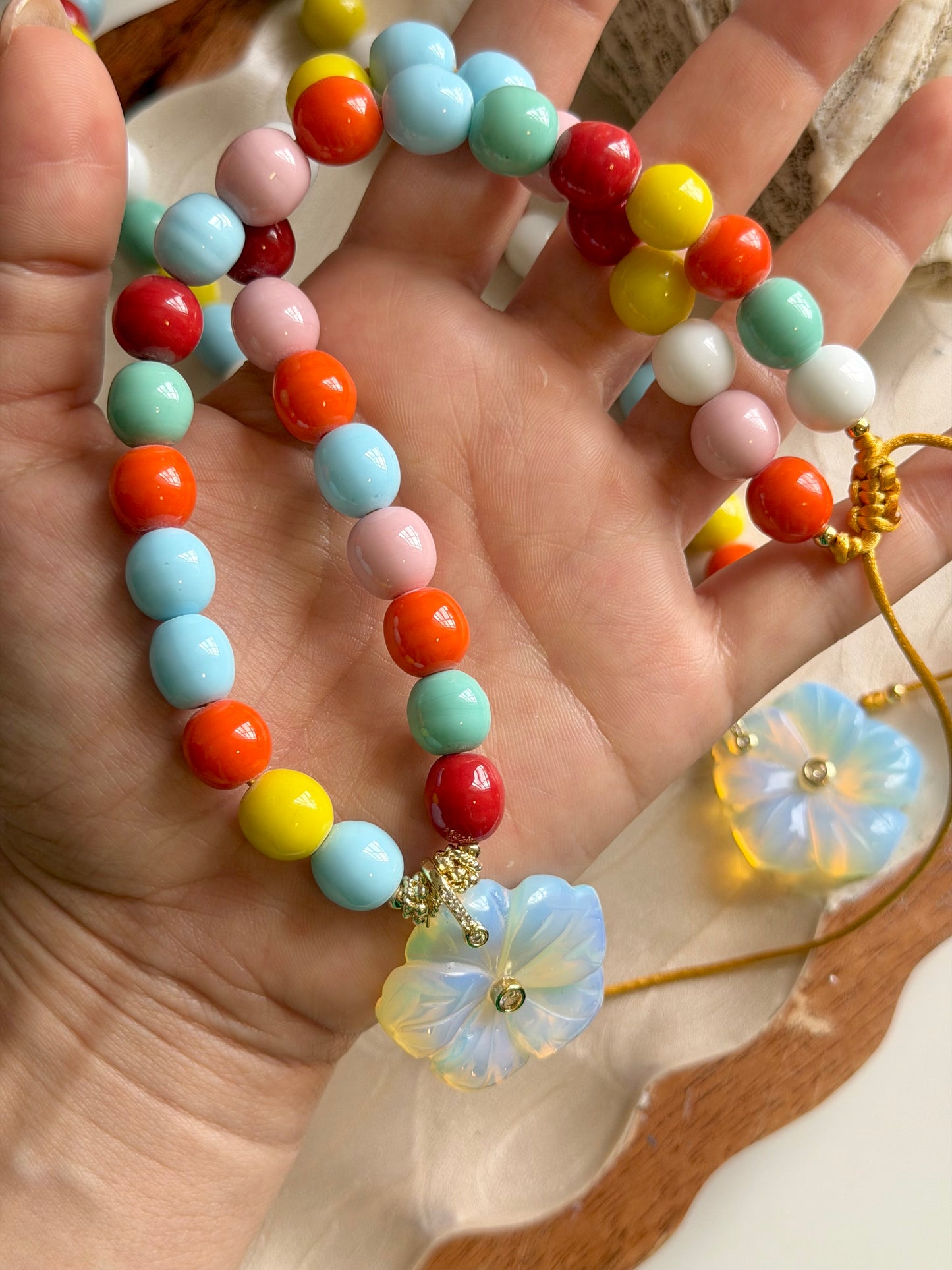 Flor de ópalo Necklace