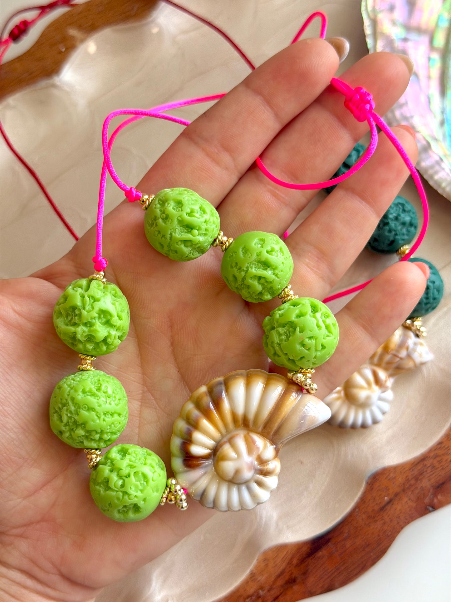 Entre Olas Necklace