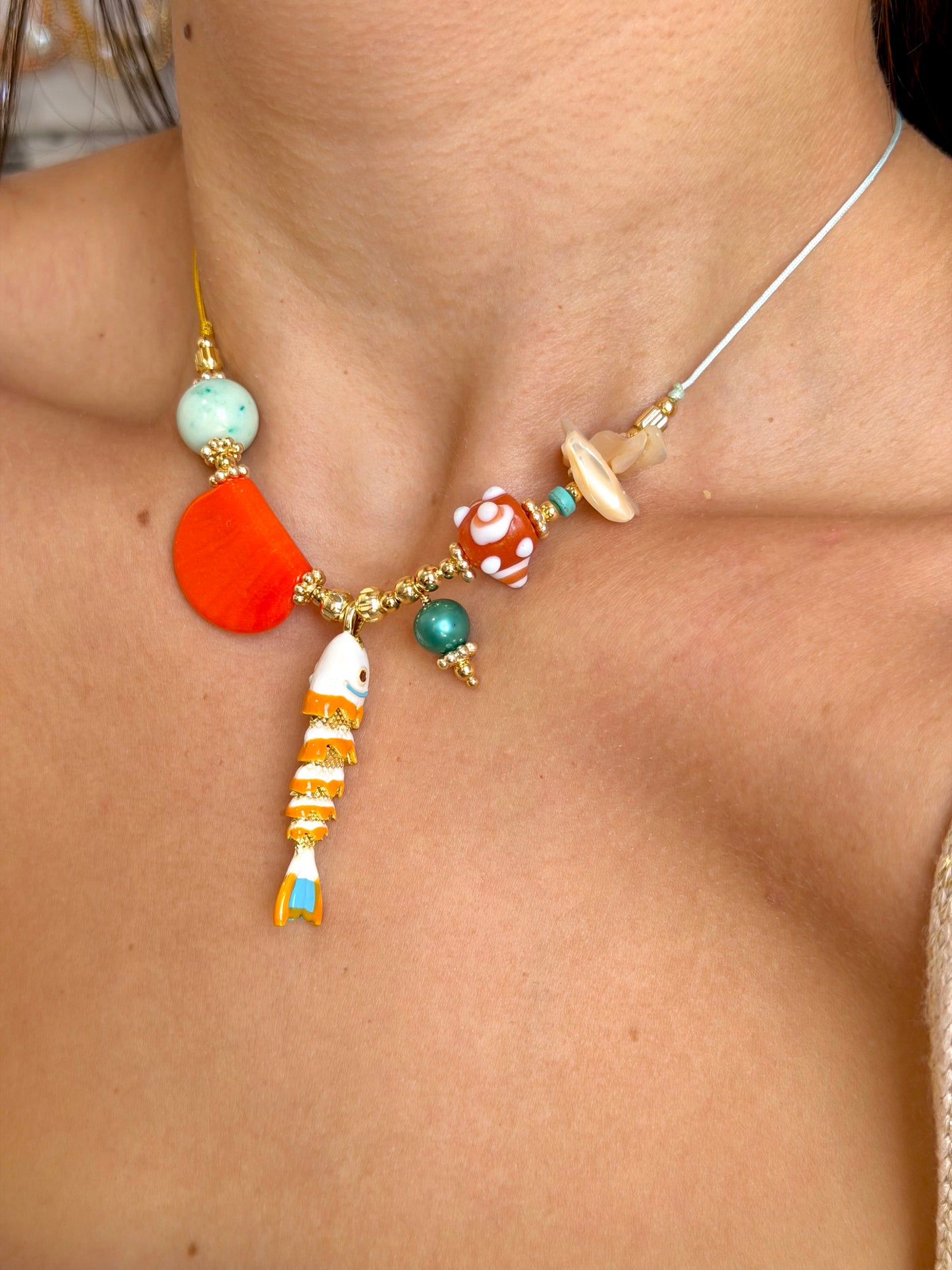 Pez dorado Necklace