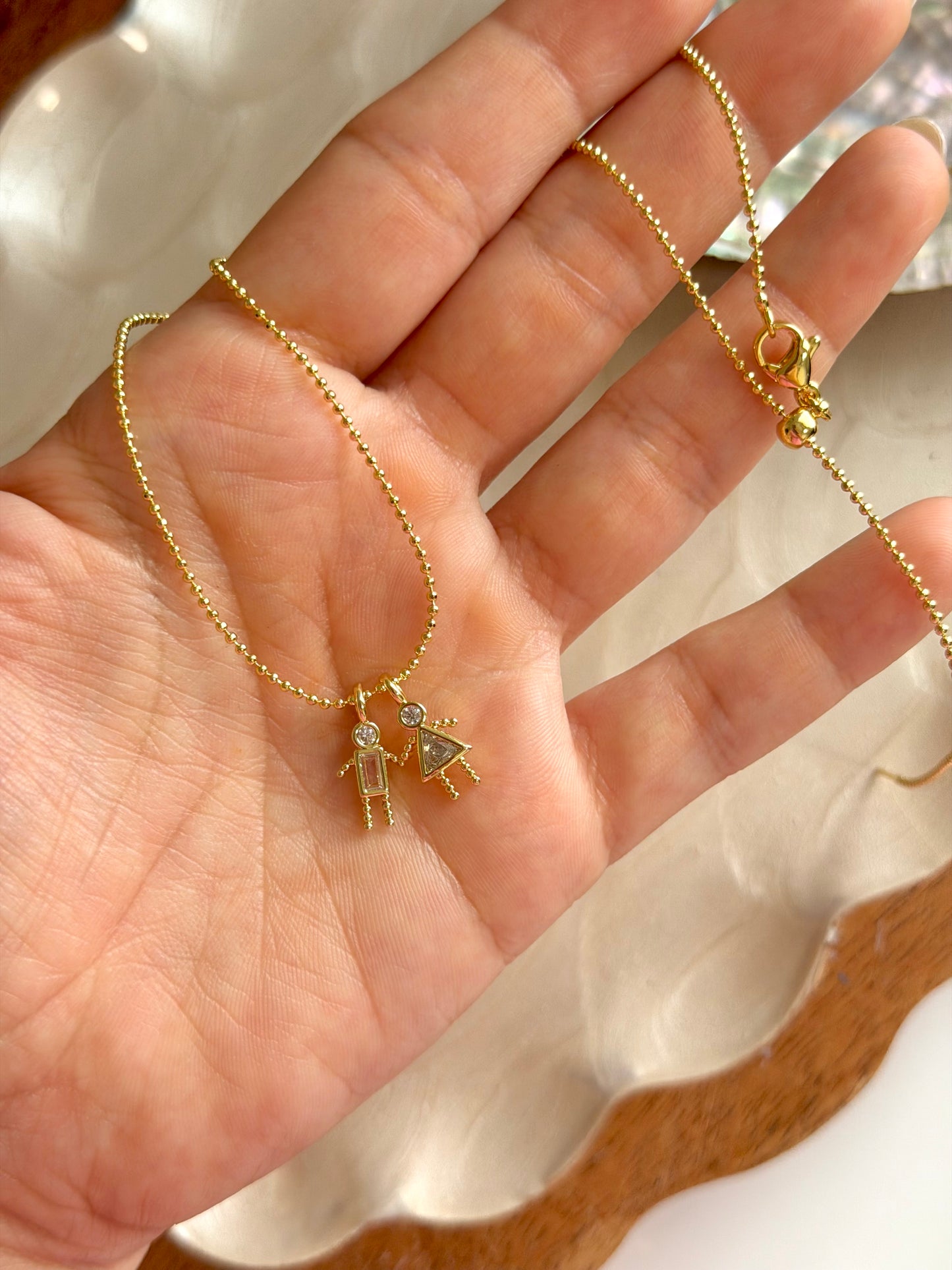 Amor de Madre Chain