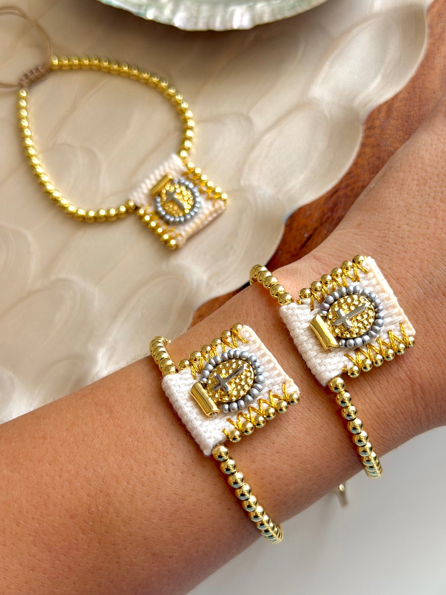 Divino Escapulario Bracelets
