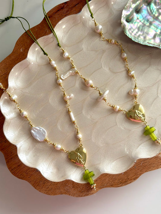 Decenario Perlado Necklace