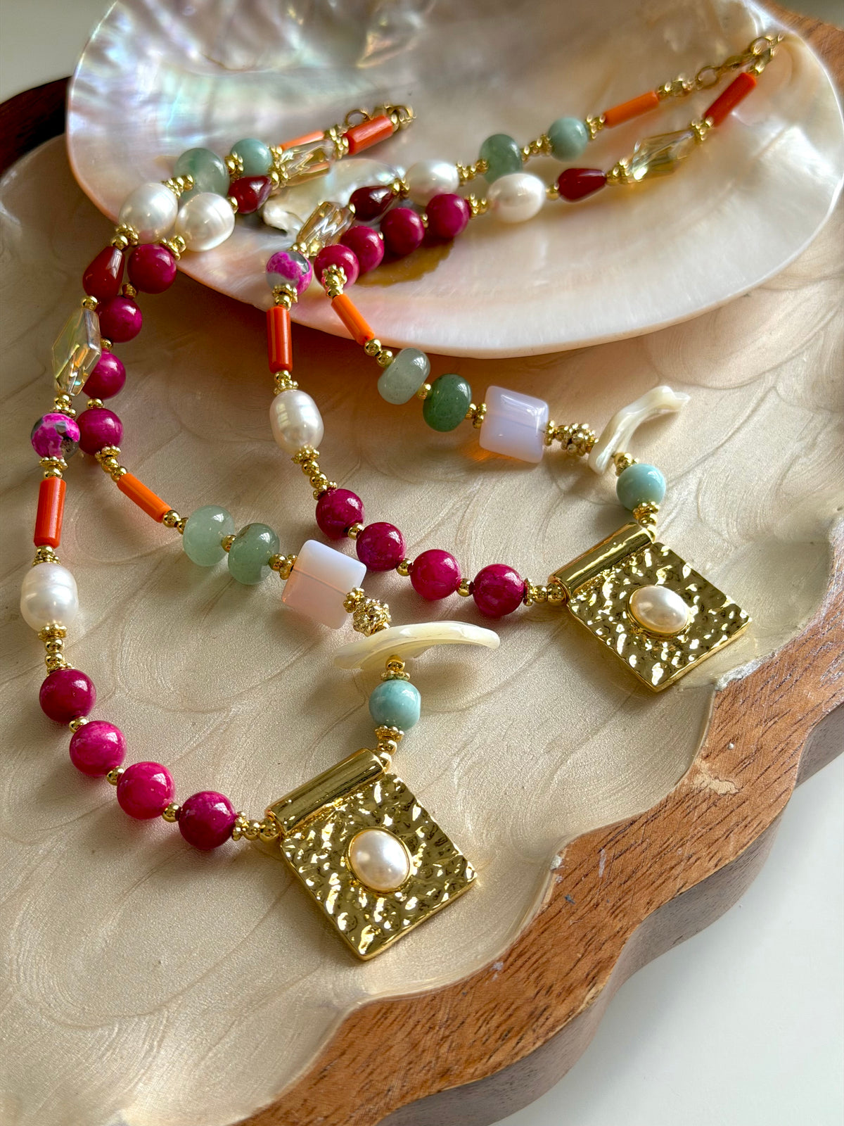Lariviné Necklace