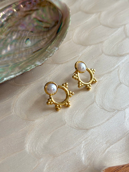 Perlinas Earrings