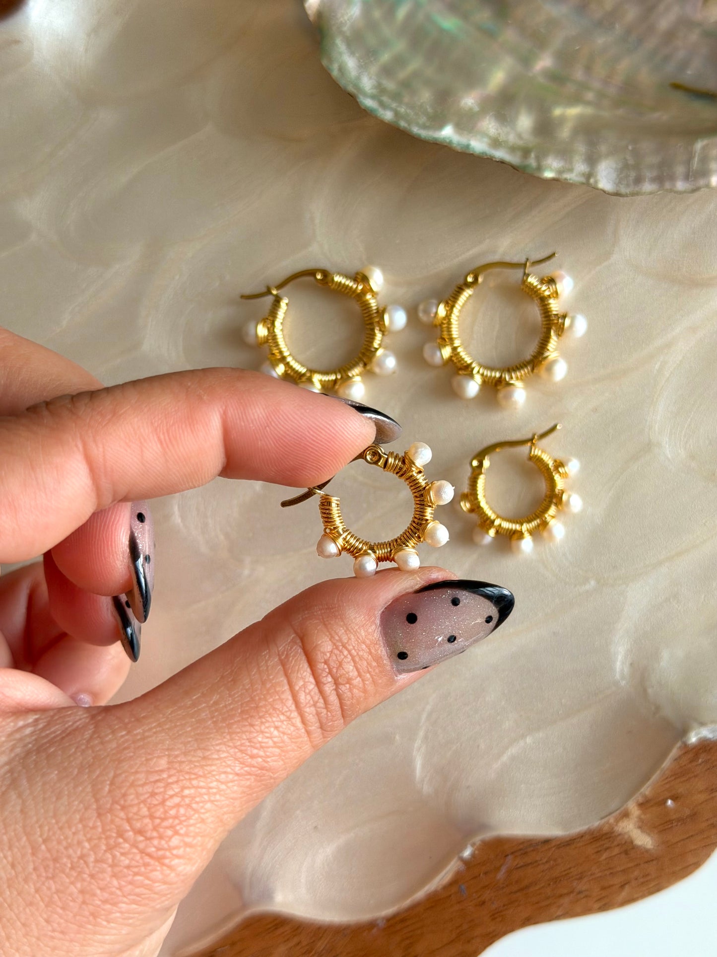 Solearte Pearl Hoops