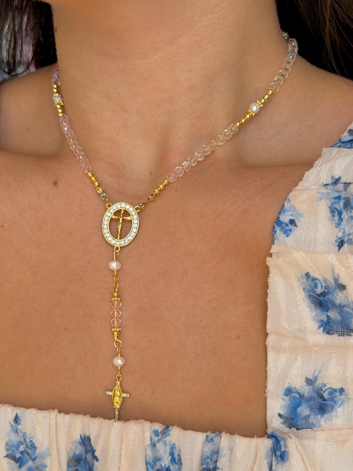 Magníficat Rosary Necklace