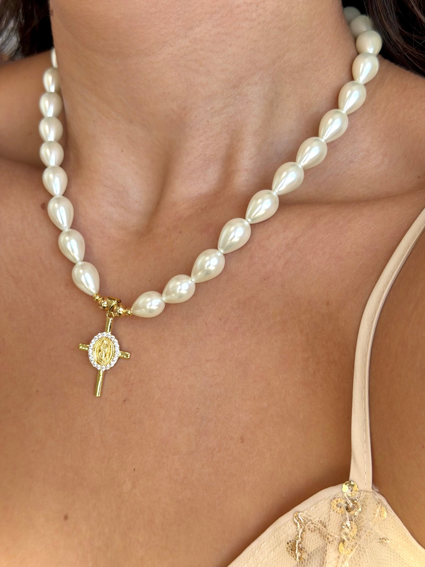Perla Divina Necklace