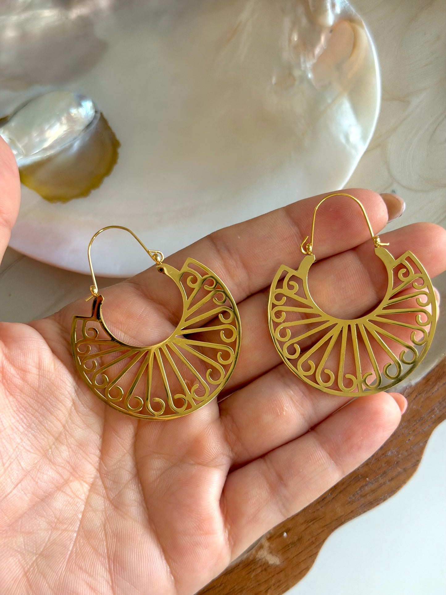 Valija Earrings