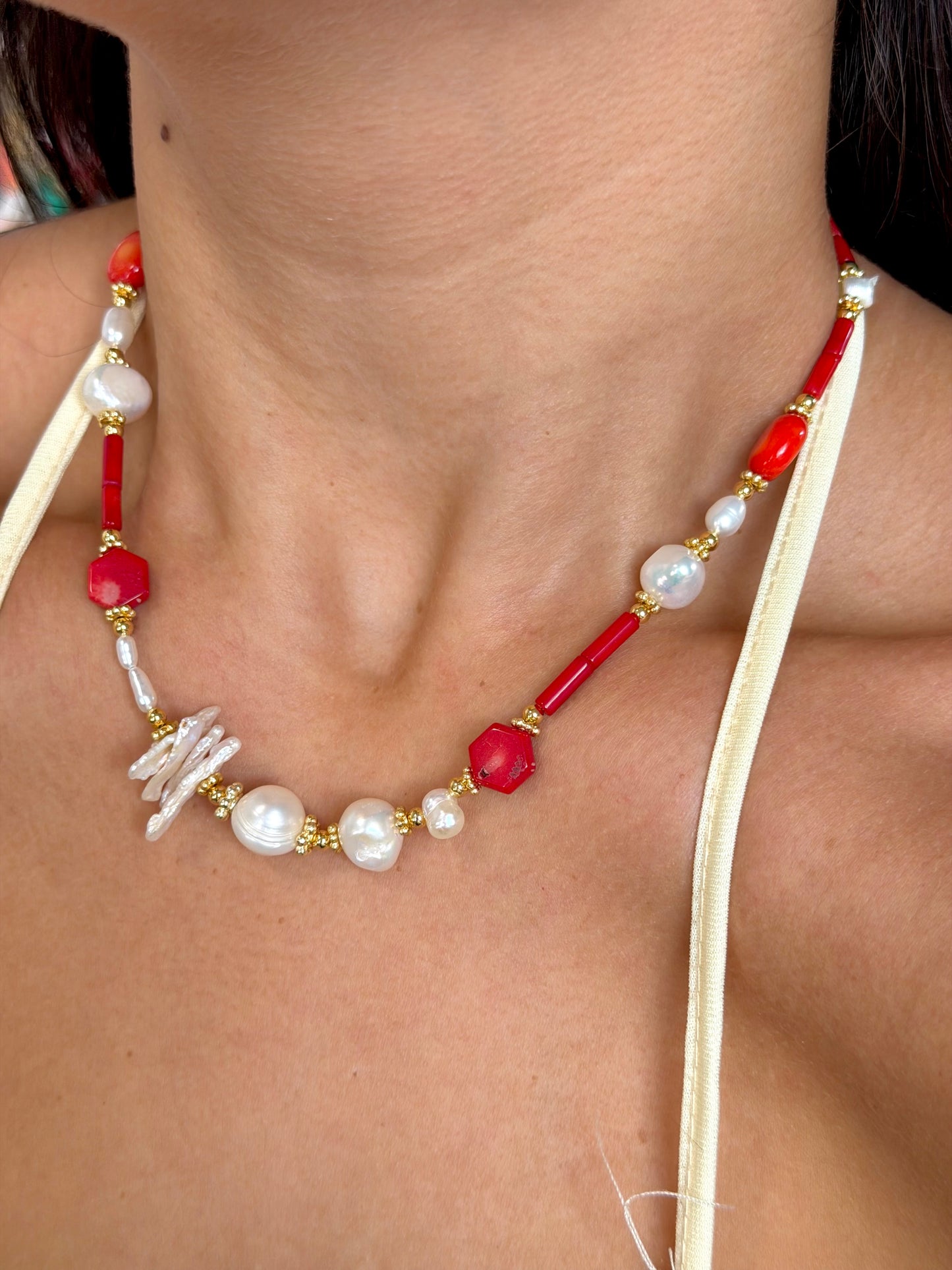 Coral Perlado Necklace