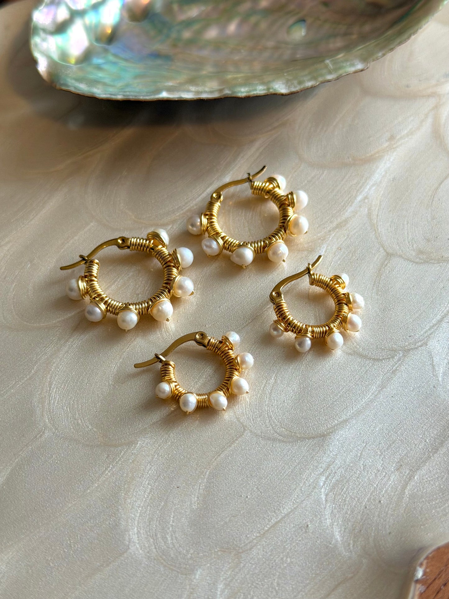 Solearte Pearl Hoops