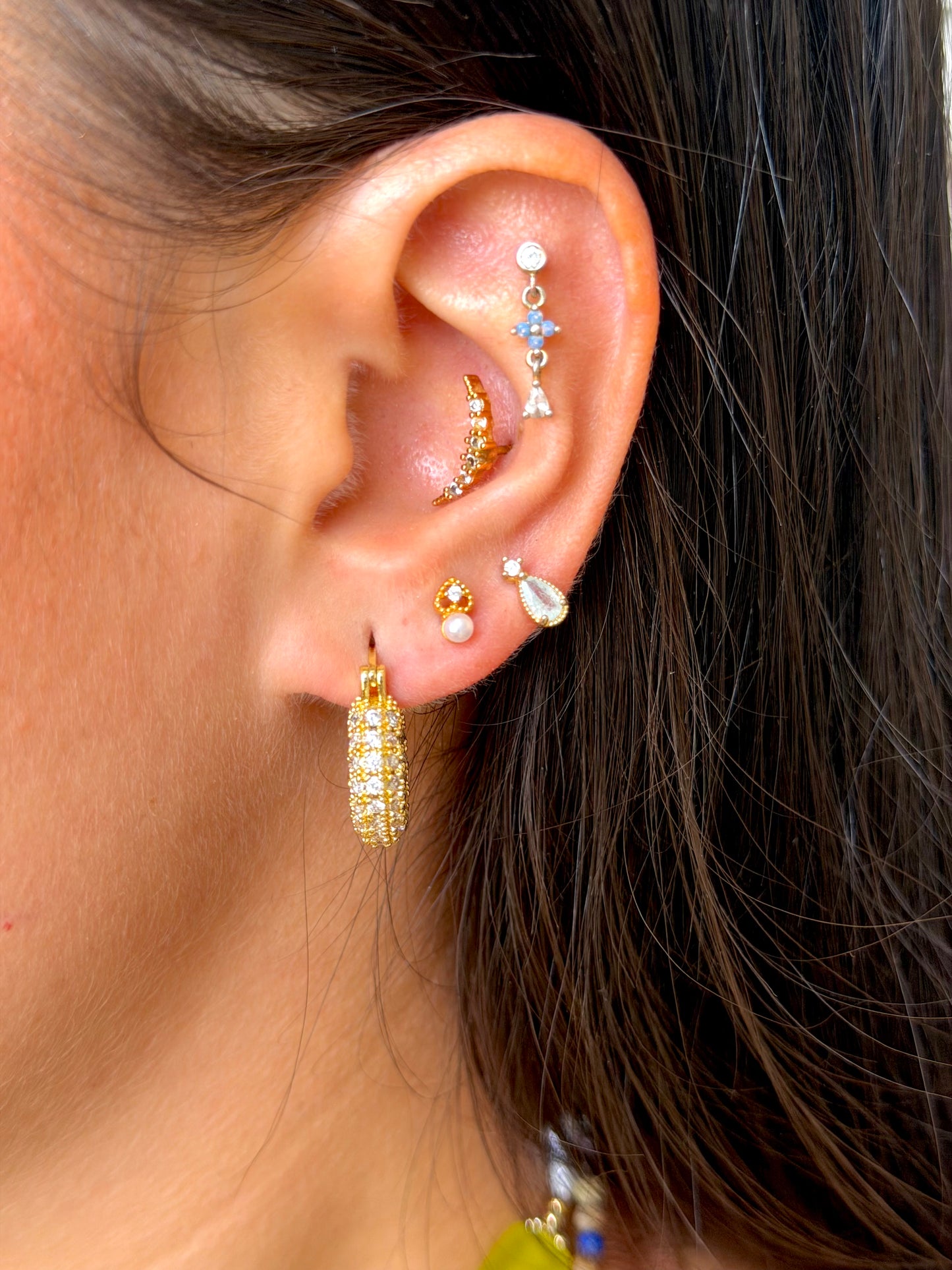 Zirconia Hoops Earrings