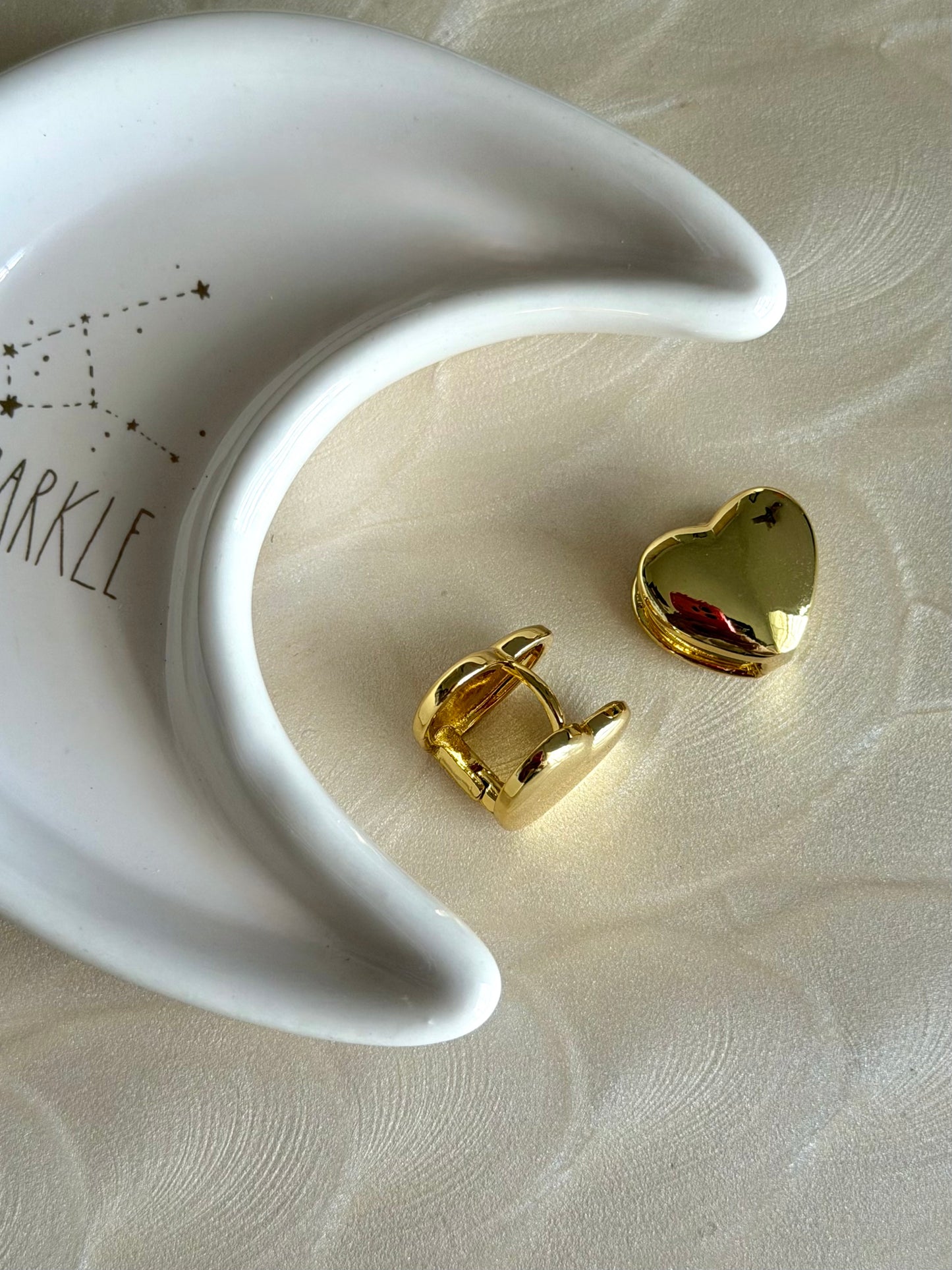 Love is in the Air Earrings