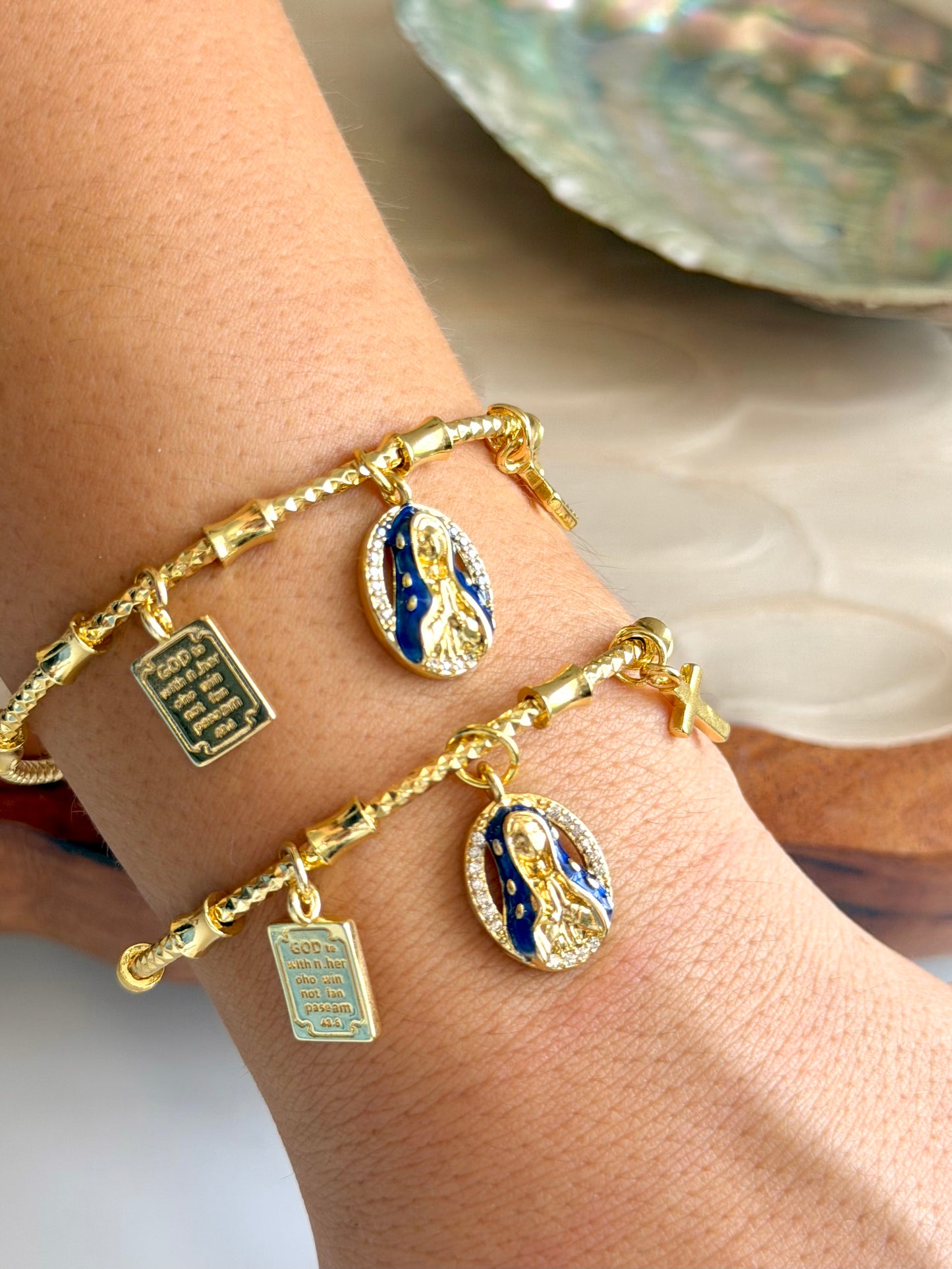 Dios con ella Bracelets