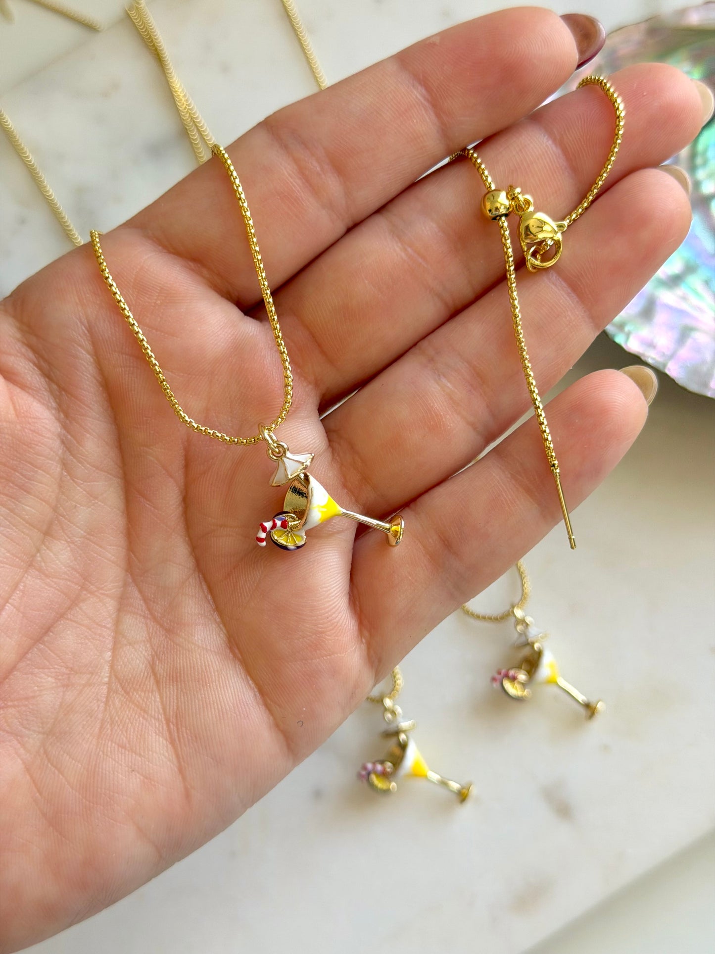 Piña Colada Chain