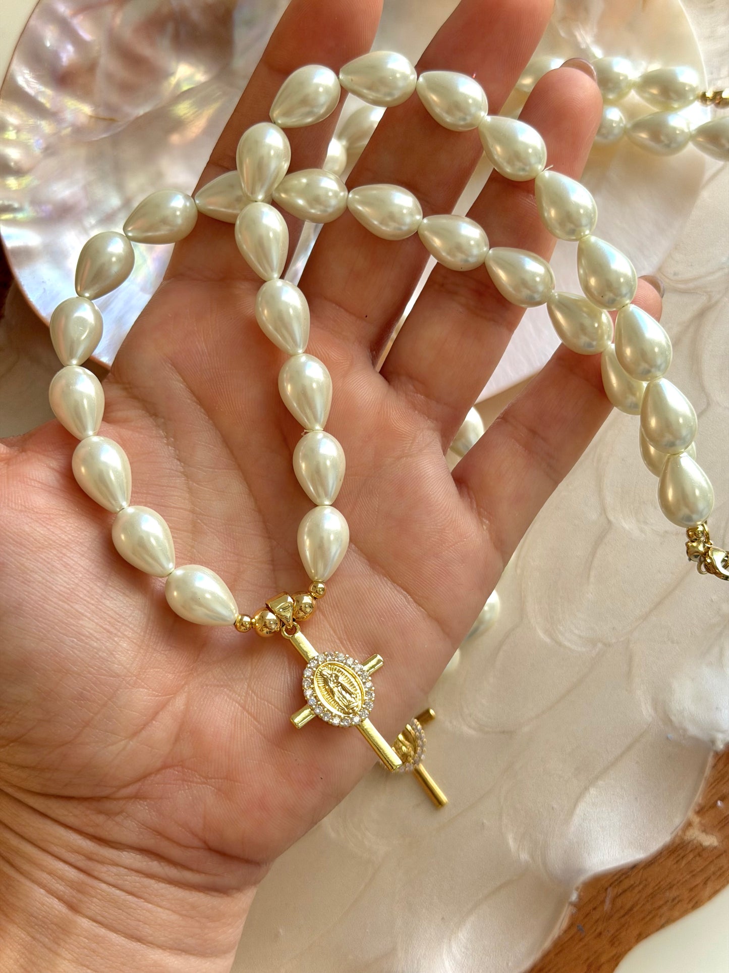 Perla Divina Necklace