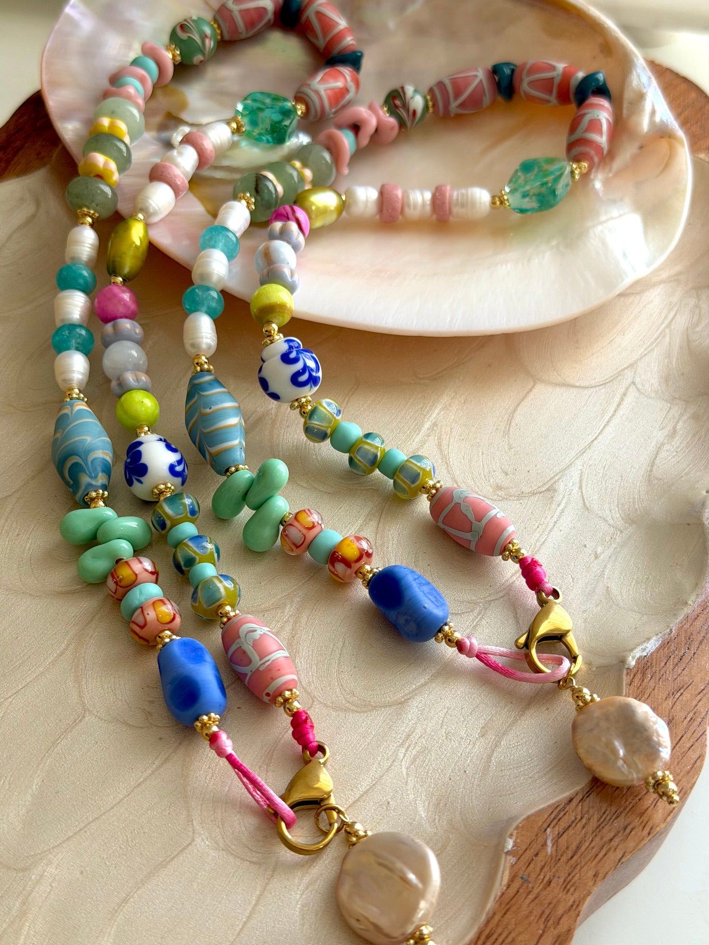 Oliva Necklace