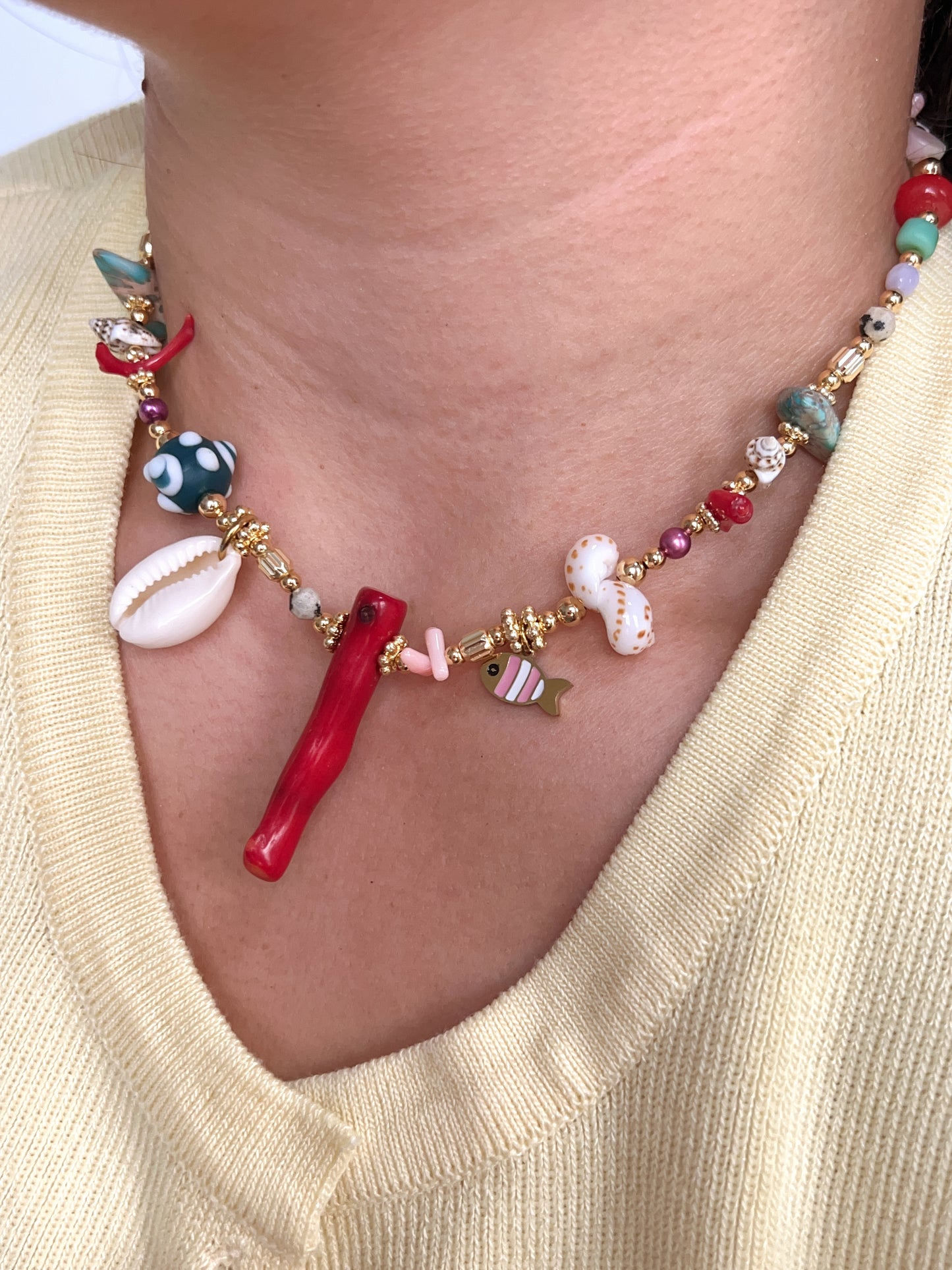 Concha de Coral Necklace